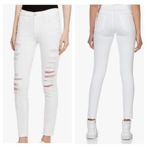 FRAME Denim Le Skinny de Jeanne Le Rip Jeans
